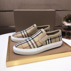 Burberry Low Shoes